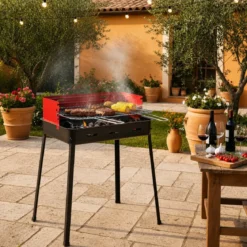 Barbecue Portatile da Esterno a Carbonella con Griglia Regolabile