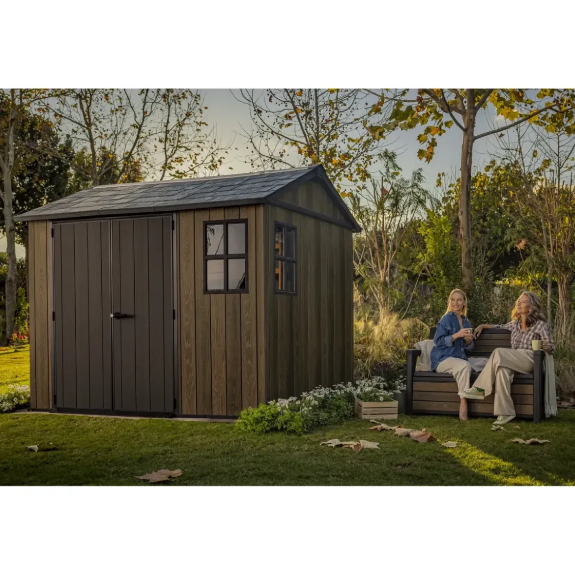 Keter Apex Casetta da Giardino in Resina Effetto Legno 287x230x246 cm