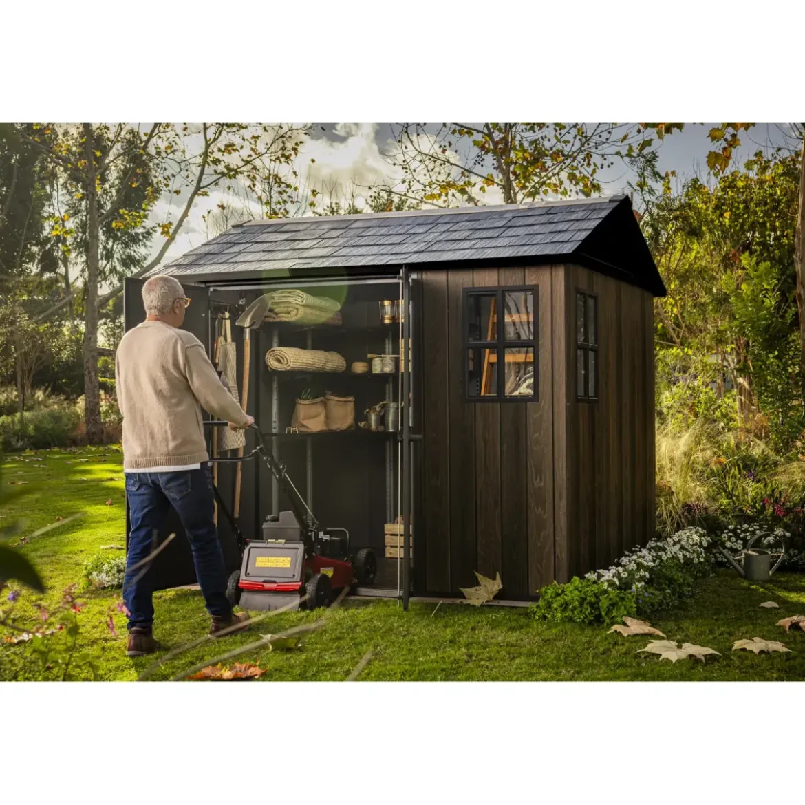 Keter Apex Casetta da Giardino in Resina Effetto Legno 287x230x246 cm