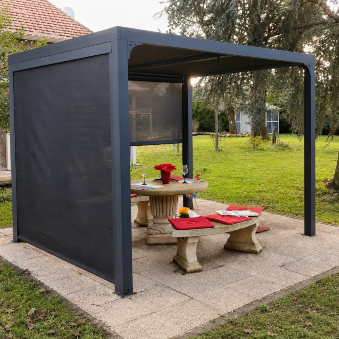 Pergola Bioclimatica da Esterno 240x300 cm 2 Teli Laterali Manuali