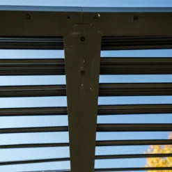 Pergola Bioclimatica in Alluminio 360x300 cm con Tenda e 5 Pannelli