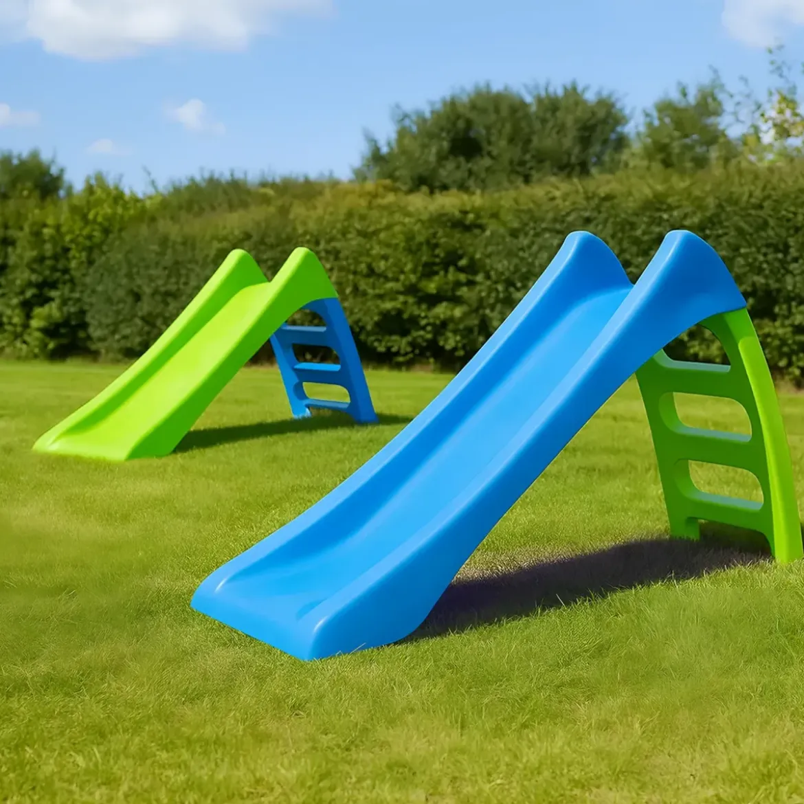 Scivolo Bambini Plastica 116 cm con Attacco Acqua e Scaletta 3 Gradini