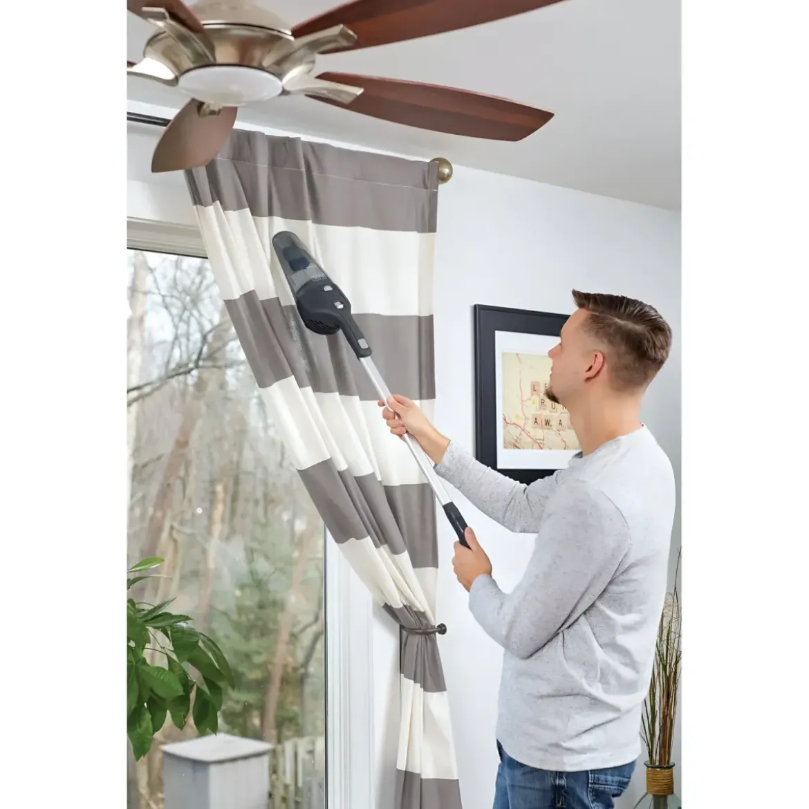 Scopa Elettrica Black+Decker 10,8V Ricaricabile 1,5 Ah 4 in 1 Portatile