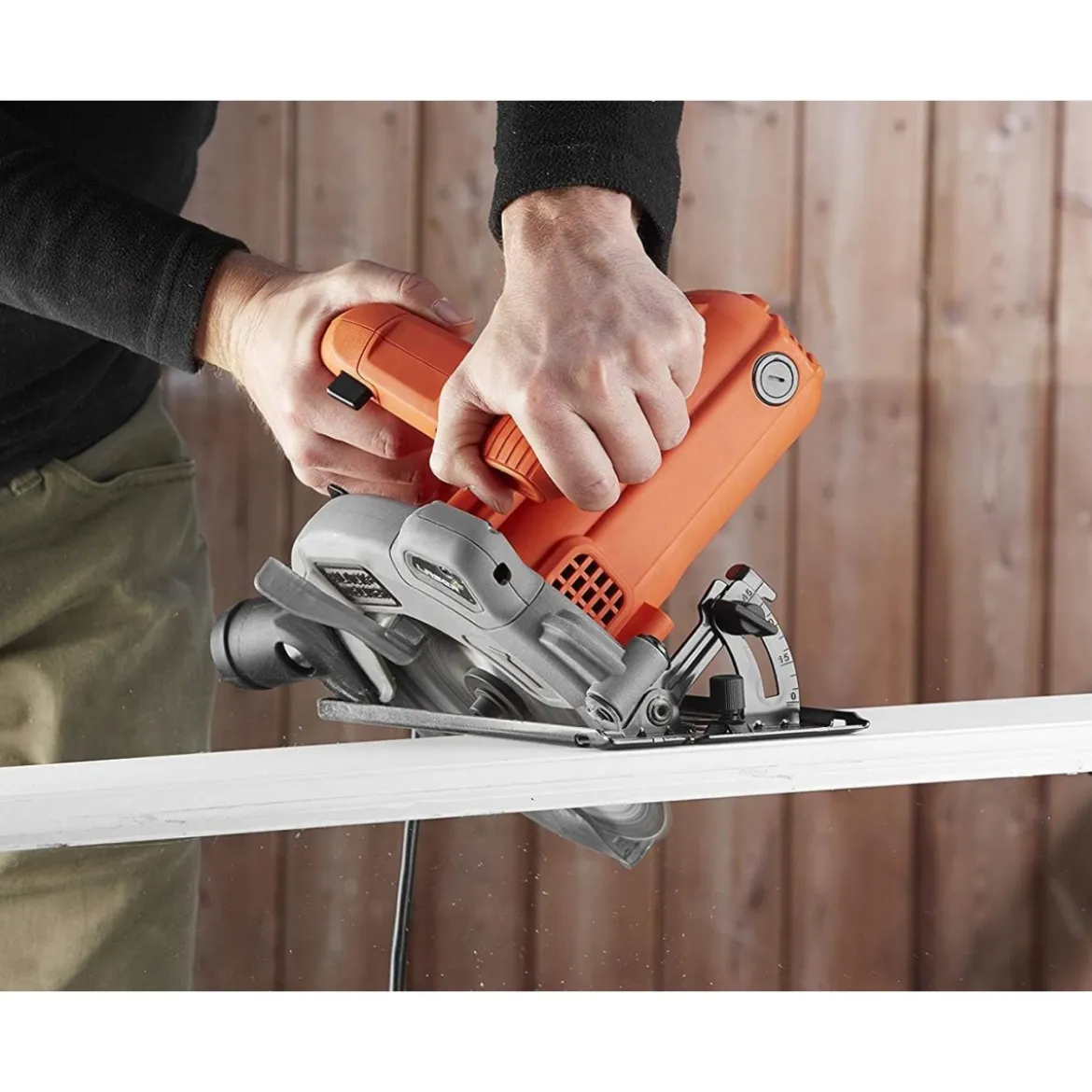 Sega Circolare con Guida Laser Black & Decker Tagli Precisi 1250W
