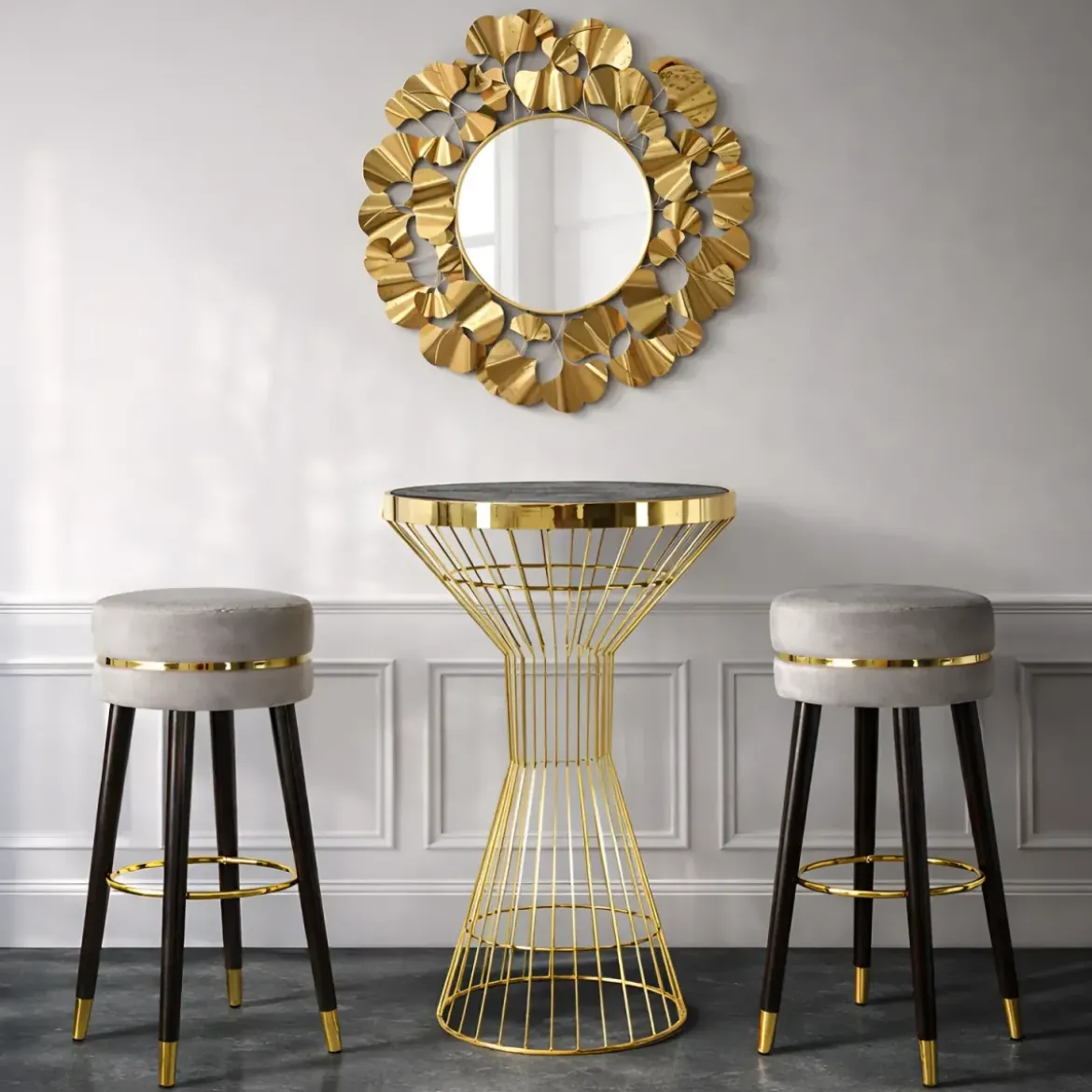 Sgabello Bar in Velluto Grigio Finitura Oro con Poggiapiedi Moderno