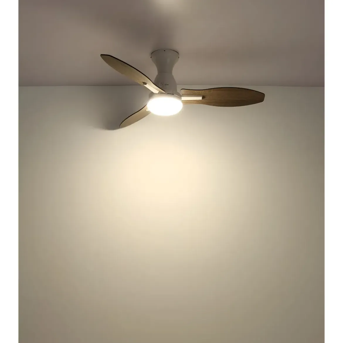Ventilatore da Soffitto con Luce LED Bianco 3 Pale in Legno con Timer